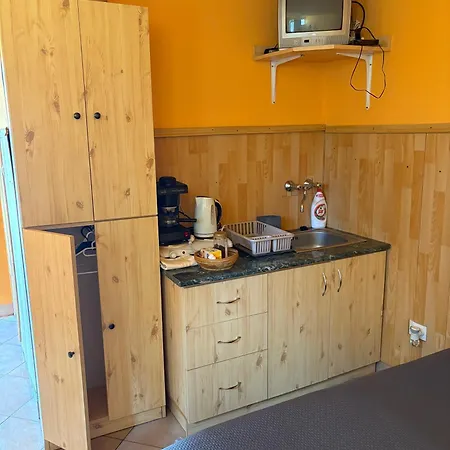 Horvath Vendeghaz Guest house Monosbel